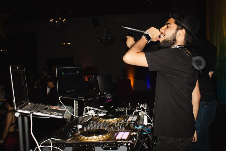 Gallery photo 6 of Official Fuego
