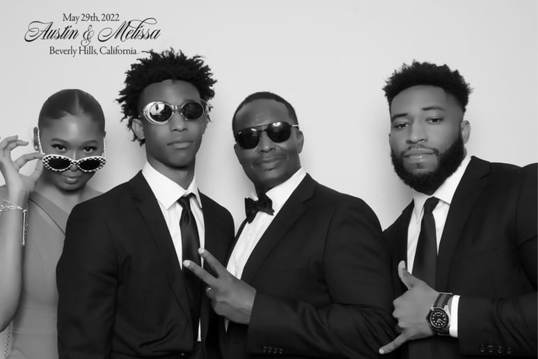 Gallery photo 1 of Oh Snap! Photo Booth and Events LLC