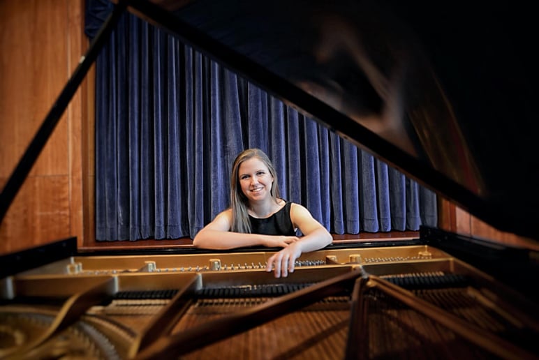 Gallery photo 1 of Oksana Germain, Piano