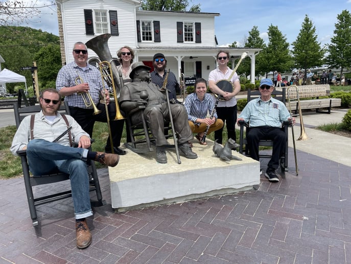 Gallery photo 1 of Old Lou's Ragtime Band
