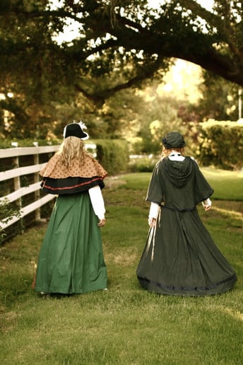 Gallery photo 1 of Old Time Carolers