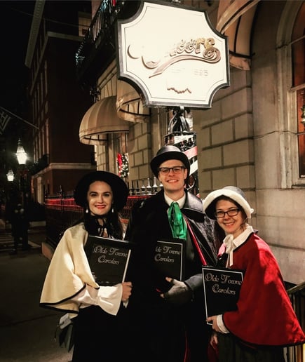 Gallery photo 2 of Olde Towne Carolers Boston