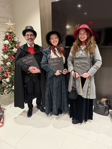 Gallery photo 10 of Olde Towne Carolers Boston