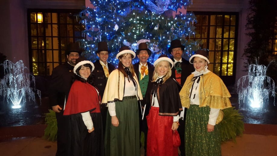 Gallery photo 9 of Olde Towne Carolers
