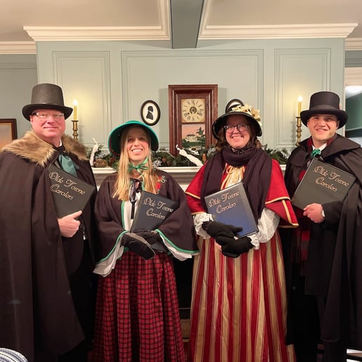 Gallery photo 2 of Olde Towne Carolers
