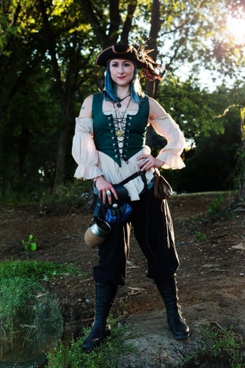 Gallery photo 3 of Olive Avira