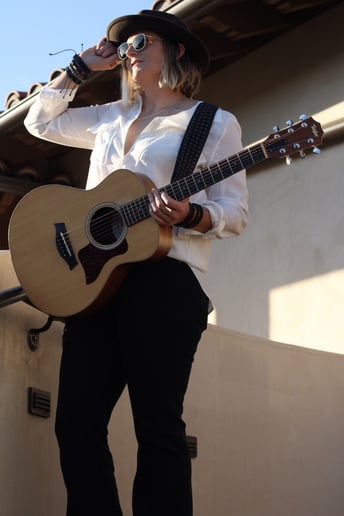 Gallery photo 6 of Olivia Rohde