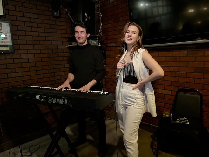 Gallery photo 7 of Olya & Dave Duo