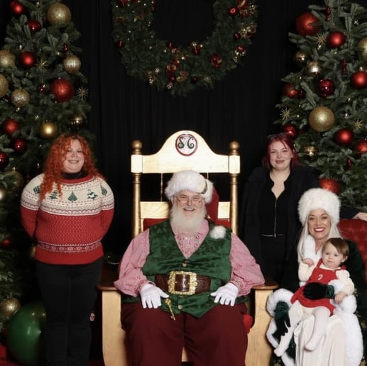 Gallery photo 10 of Olympic Santa