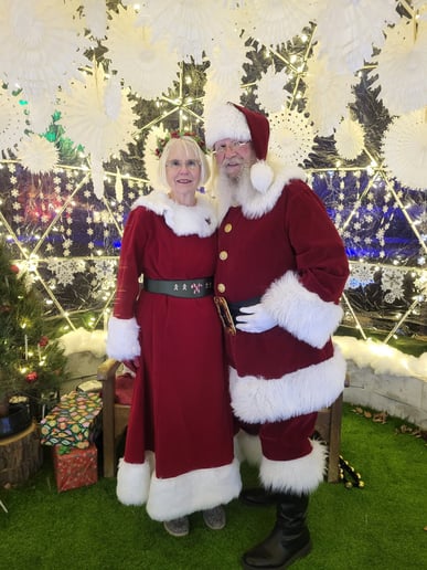 Gallery photo 5 of Omaha St Nick