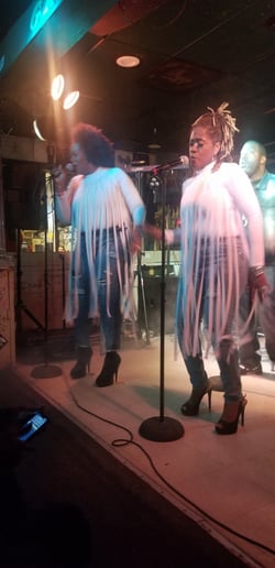 Gallery photo 11 of On Q The Show Band and Revue