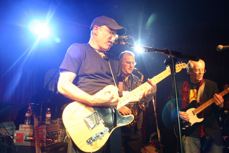 Gallery photo 3 of One-Manpower Trio