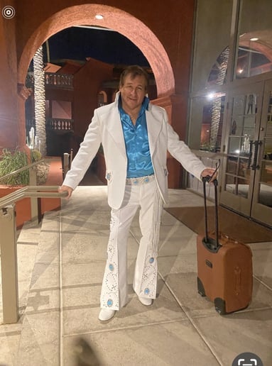 Gallery photo 4 of One Night With Elvis