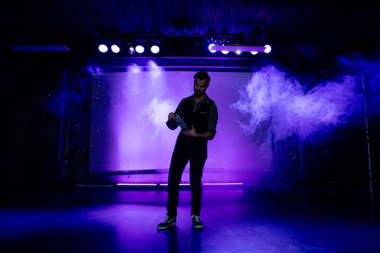 Gallery photo 5 of Tim Mullins-One Point Magic