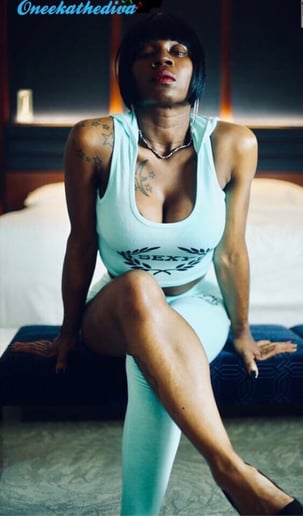 Gallery photo 2 of Oneekathediva