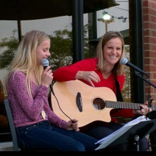 Gallery photo 3 of Denise Forney, singing guitarist