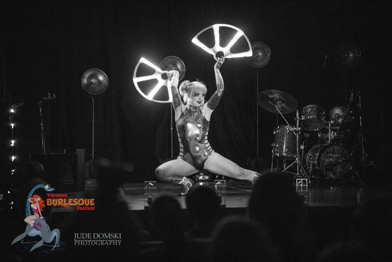 Gallery photo 7 of Opal Raven Cirque