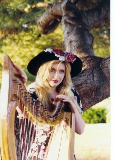 Gallery photo 5 of The Irish Diva