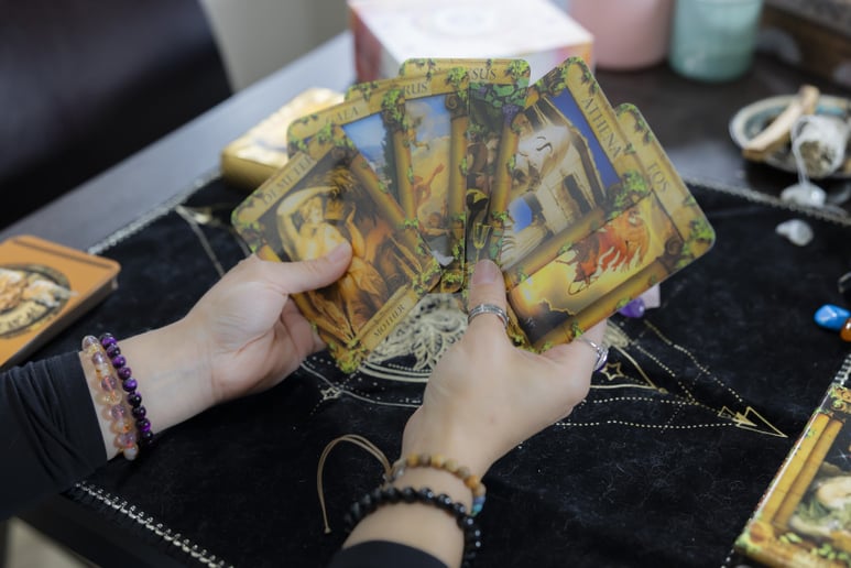 Gallery photo 2 of Opulent Void Tarot