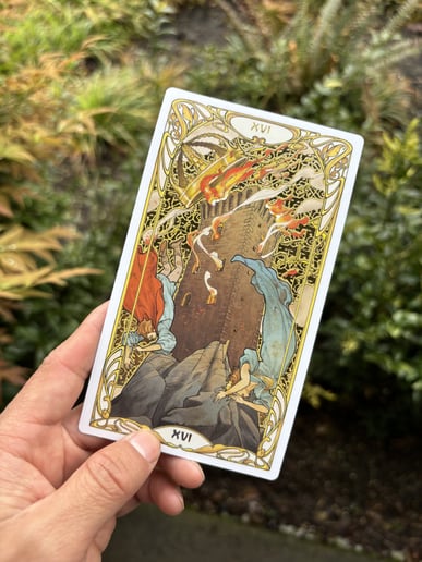 Gallery photo 3 of Oracles By Sunray