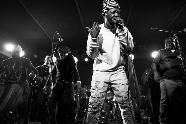 Gallery photo 2 of Orchestre Moto
