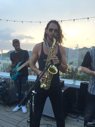 Gallery photo 2 of Order A Sexy Sax