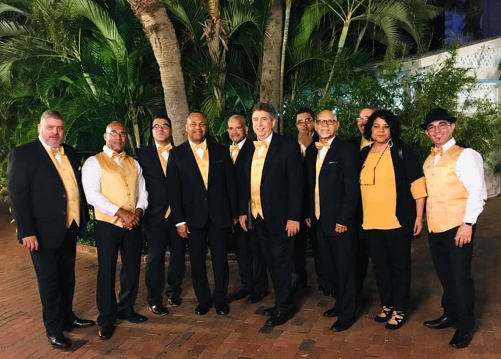 Gallery photo 2 of Orquesta INFINIDAD