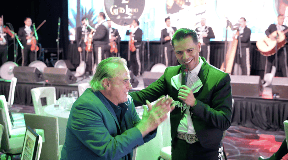 Gallery photo 3 of Osvaldo M.  y su  Mariachi Cielito Lindo