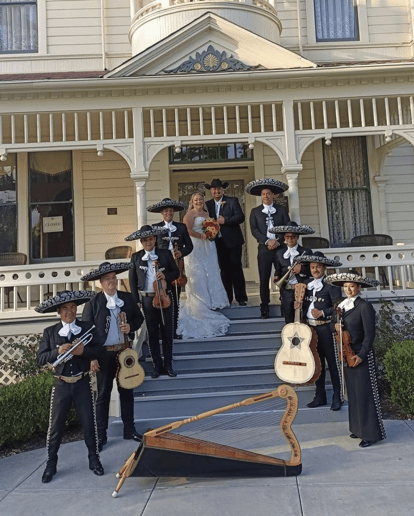 Gallery photo 7 of Osvaldo M.  y su  Mariachi Cielito Lindo