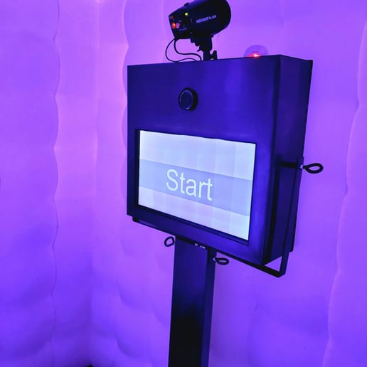 Gallery photo 3 of Out of this World Photobooths