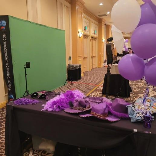 Gallery photo 9 of Out of this World Photobooths