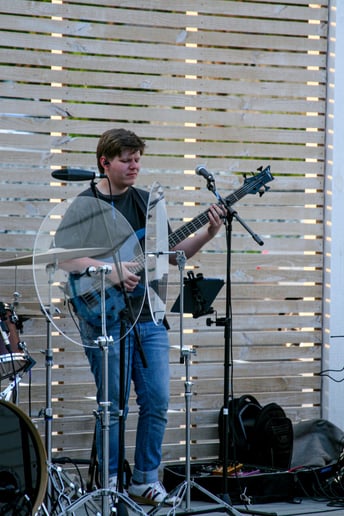 Gallery photo 2 of Owen Punches Band