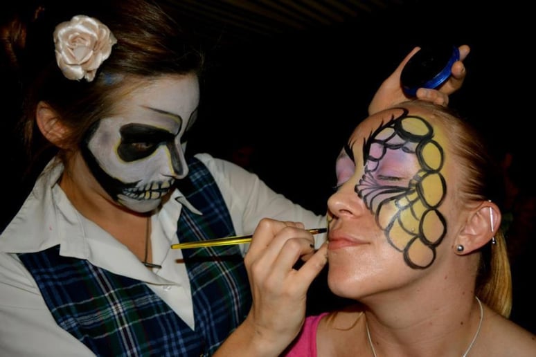 Gallery photo 4 of Oyster Eye Design Face Painting