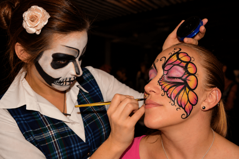 Gallery photo 9 of Oyster Eye Design Face Painting