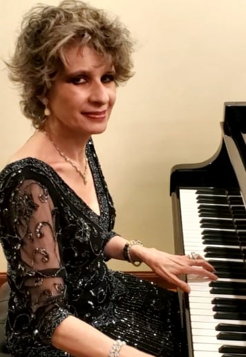 Gallery photo 3 of Claudia Sanchez, the Passionate Pianist