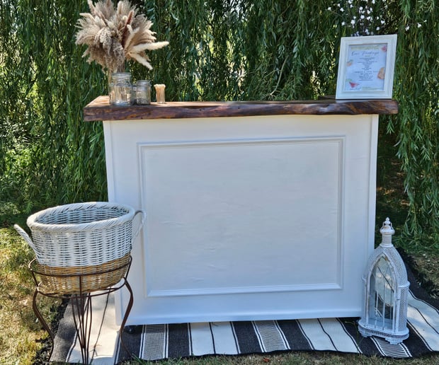 Gallery photo 2 of Pacific Pearl Mobile Bar LLC