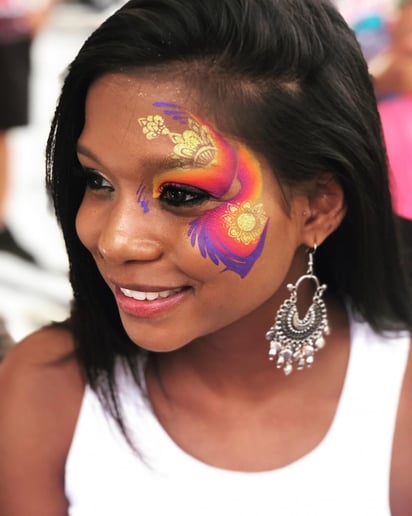 Gallery photo 2 of Paint Girl