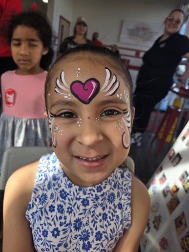 Gallery photo 3 of Paint it Up facepainting