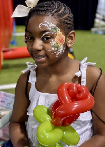 Gallery photo 10 of Painted Expressions Face Painting and Henna