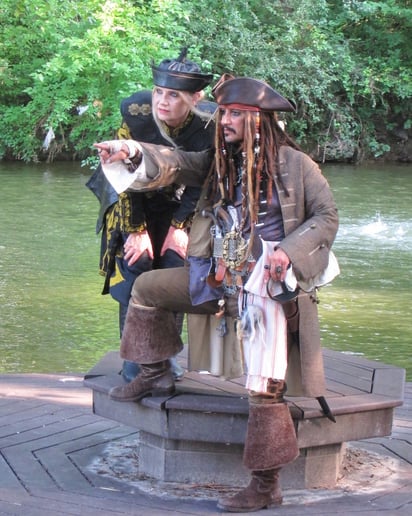 Gallery photo 6 of Pair of Pirates