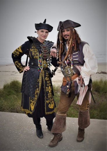 Gallery photo 16 of Pair of Pirates