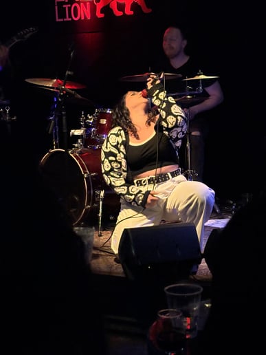 Gallery photo 1 of Pam Urgiles Band