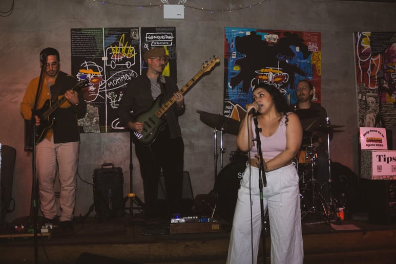 Gallery photo 5 of Pam Urgiles Band