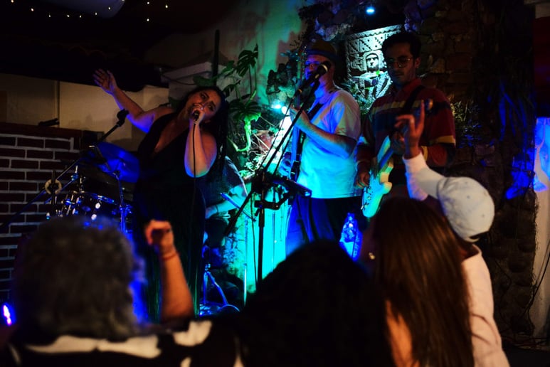Gallery photo 9 of Pam Urgiles Band
