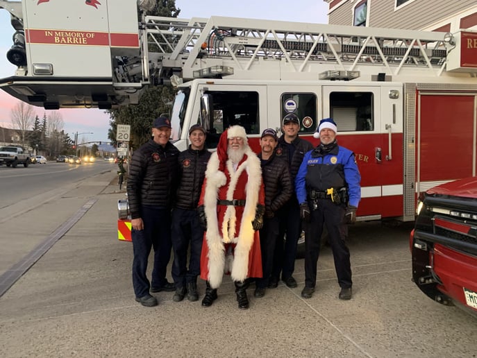 Gallery photo 5 of Santa Bobbie — BV Santa and Mrs. Claus