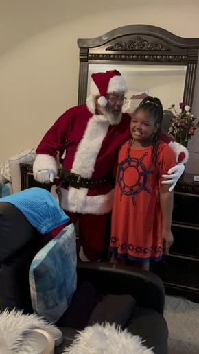 Gallery photo 6 of PAPA CLAUS (Your Real-Bearded Santa)