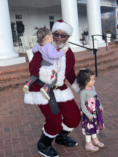 Gallery photo 7 of PAPA CLAUS (Your Real-Bearded Santa)