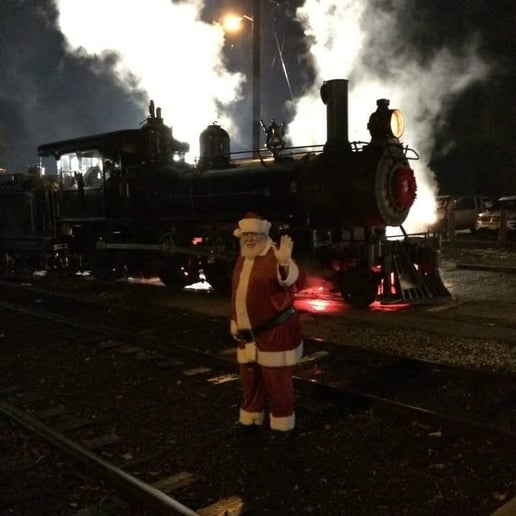 Gallery photo 7 of Papa Santa