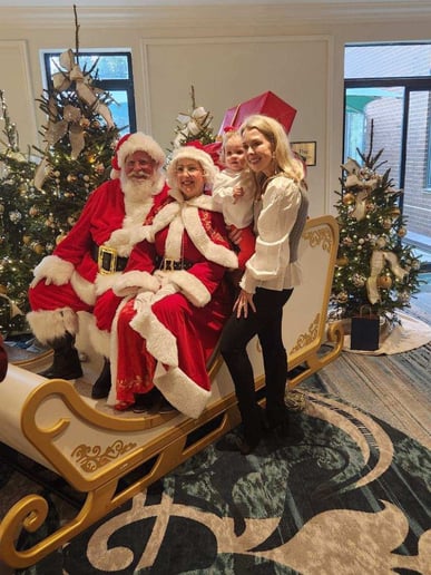 Gallery photo 9 of PapaSanta