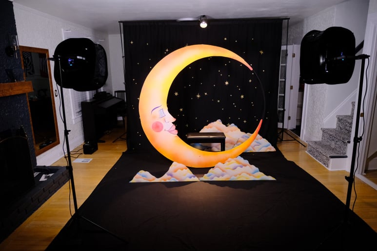 Gallery photo 1 of Paper Moon Portraits